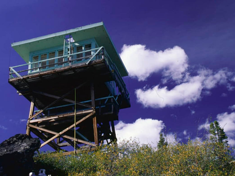 Fire Towers in Oregon: How to Snag These Rooms With a View